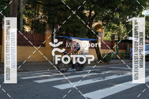 Buy your photos of the event27 Triathlon Internacional de Santos  on Fotop