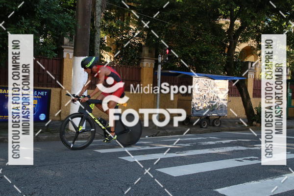 Buy your photos of the event27 Triathlon Internacional de Santos  on Fotop