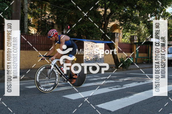 Buy your photos of the event27 Triathlon Internacional de Santos  on Fotop