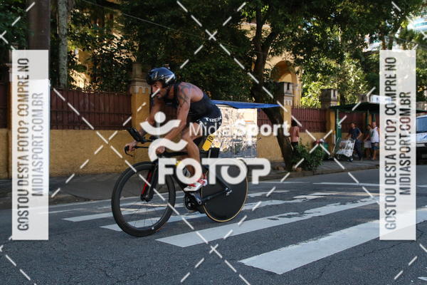 Buy your photos of the event27 Triathlon Internacional de Santos  on Fotop