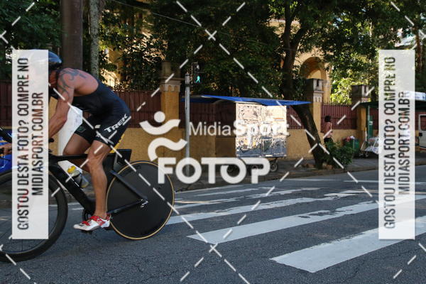 Buy your photos of the event27 Triathlon Internacional de Santos  on Fotop