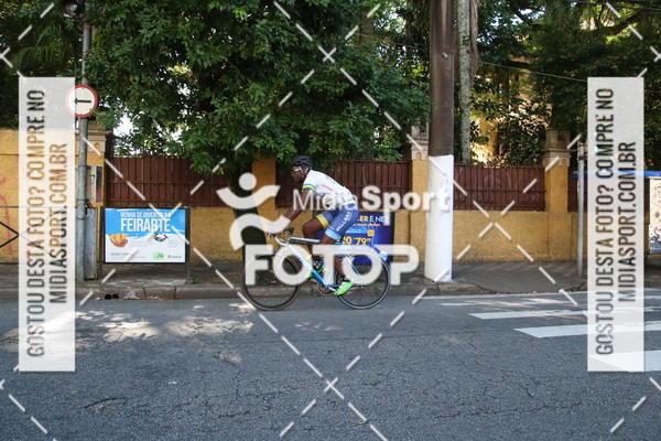 Buy your photos of the event27 Triathlon Internacional de Santos  on Fotop