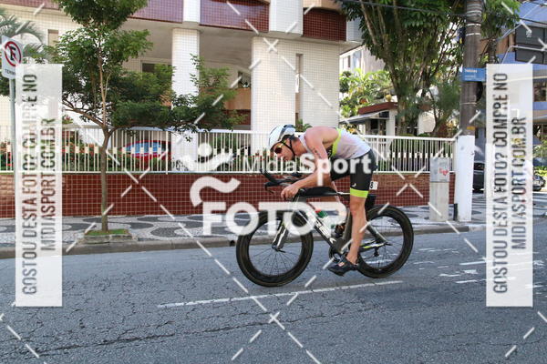 Buy your photos of the event27 Triathlon Internacional de Santos  on Fotop