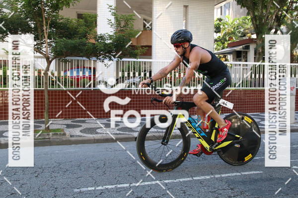 Buy your photos of the event27 Triathlon Internacional de Santos  on Fotop