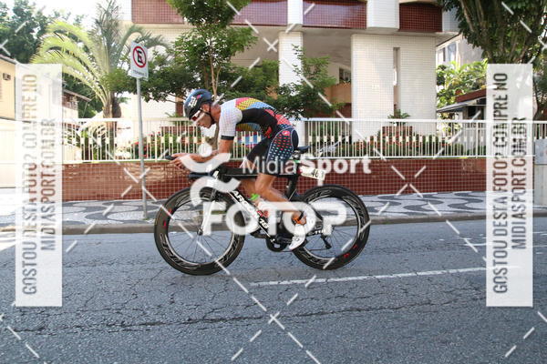 Buy your photos of the event27 Triathlon Internacional de Santos  on Fotop