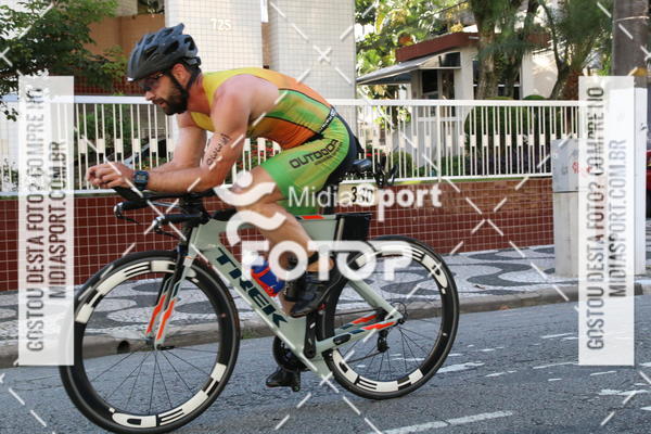 Buy your photos of the event27 Triathlon Internacional de Santos  on Fotop