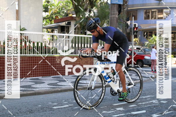 Buy your photos of the event27 Triathlon Internacional de Santos  on Fotop