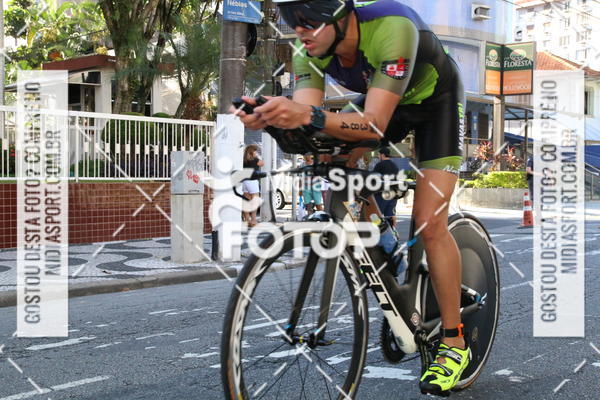 Buy your photos of the event27 Triathlon Internacional de Santos  on Fotop