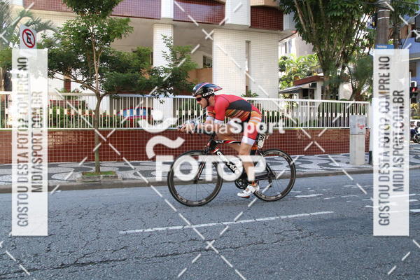 Buy your photos of the event27 Triathlon Internacional de Santos  on Fotop