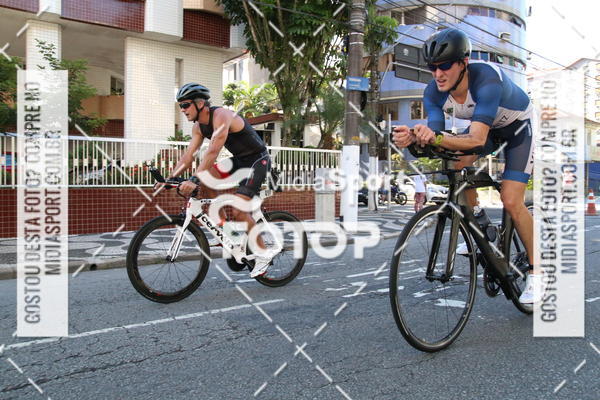 Buy your photos of the event27 Triathlon Internacional de Santos  on Fotop