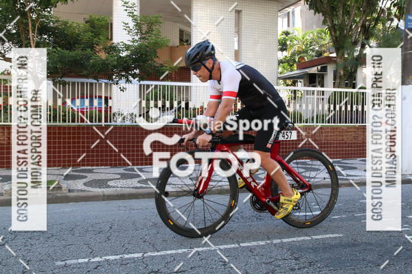 Buy your photos of the event27 Triathlon Internacional de Santos  on Fotop