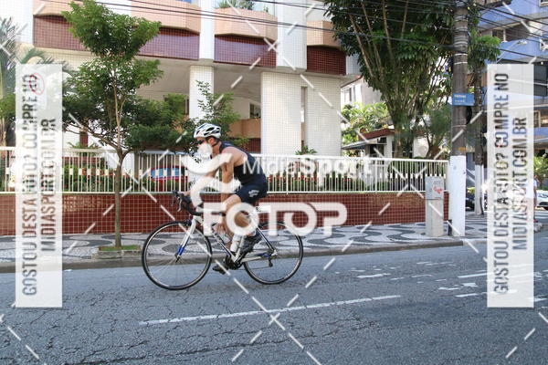 Buy your photos of the event27 Triathlon Internacional de Santos  on Fotop