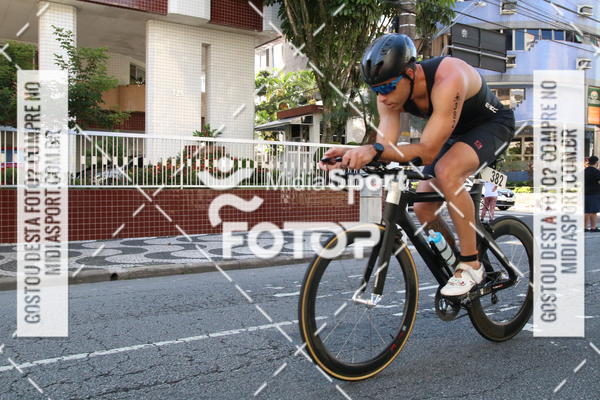 Buy your photos of the event27 Triathlon Internacional de Santos  on Fotop