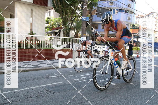 Buy your photos of the event27 Triathlon Internacional de Santos  on Fotop