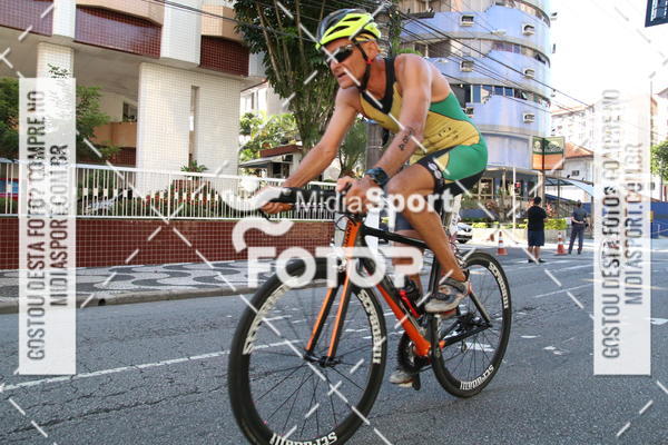 Buy your photos of the event27 Triathlon Internacional de Santos  on Fotop