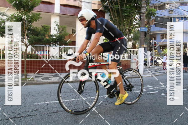 Buy your photos of the event27 Triathlon Internacional de Santos  on Fotop