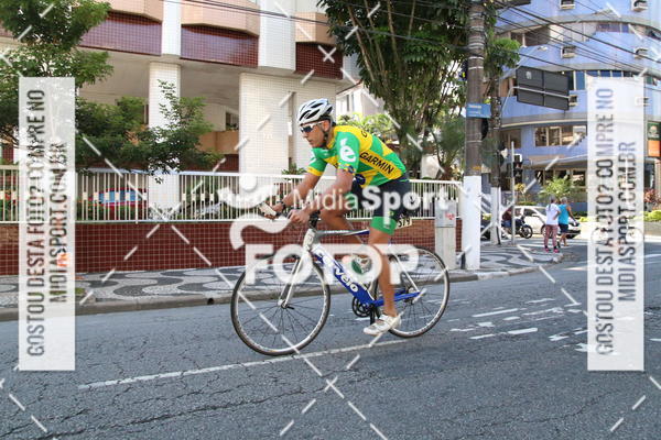Buy your photos of the event27 Triathlon Internacional de Santos  on Fotop