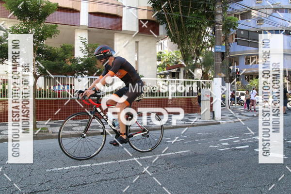 Buy your photos of the event27 Triathlon Internacional de Santos  on Fotop