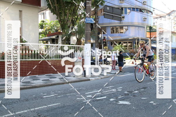 Buy your photos of the event27 Triathlon Internacional de Santos  on Fotop