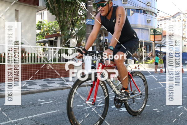 Buy your photos of the event27 Triathlon Internacional de Santos  on Fotop