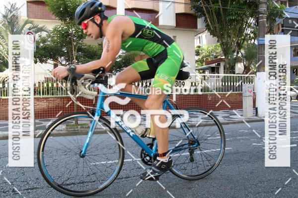 Buy your photos of the event27 Triathlon Internacional de Santos  on Fotop