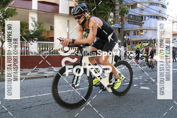 Buy your photos of the event27 Triathlon Internacional de Santos  on Fotop
