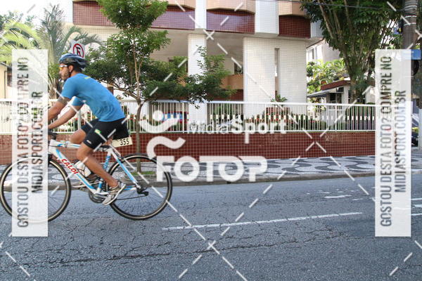 Buy your photos of the event27 Triathlon Internacional de Santos  on Fotop