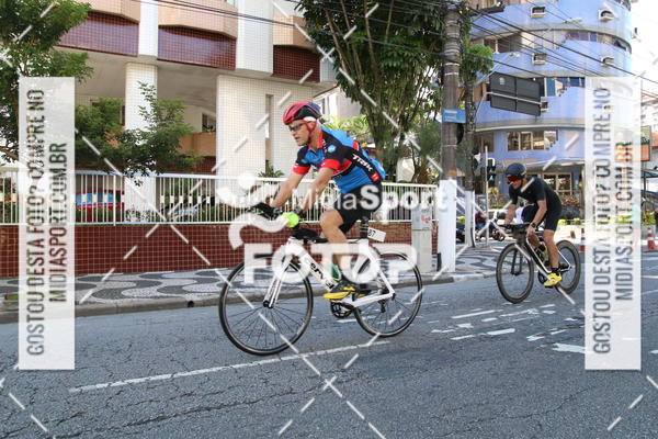 Buy your photos of the event27 Triathlon Internacional de Santos  on Fotop