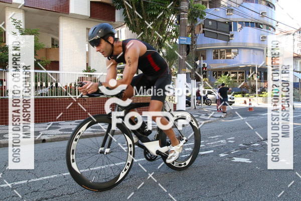 Buy your photos of the event27 Triathlon Internacional de Santos  on Fotop