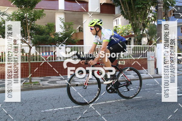 Buy your photos of the event27 Triathlon Internacional de Santos  on Fotop