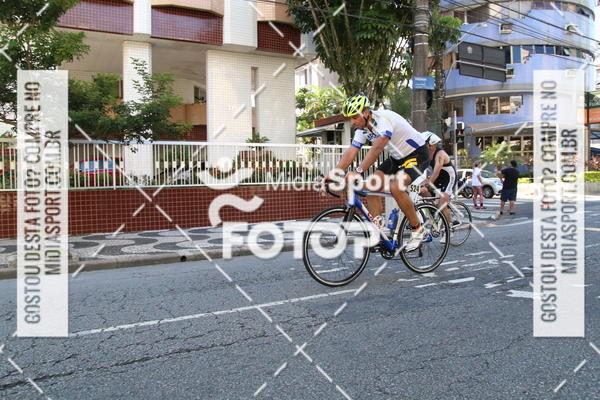 Buy your photos of the event27 Triathlon Internacional de Santos  on Fotop