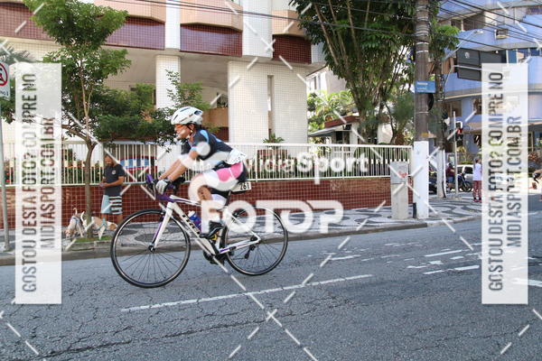 Buy your photos of the event27 Triathlon Internacional de Santos  on Fotop