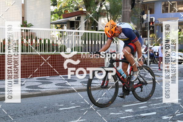 Buy your photos of the event27 Triathlon Internacional de Santos  on Fotop