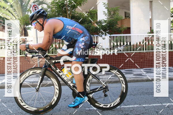Buy your photos of the event27 Triathlon Internacional de Santos  on Fotop
