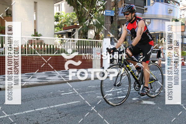 Buy your photos of the event27 Triathlon Internacional de Santos  on Fotop