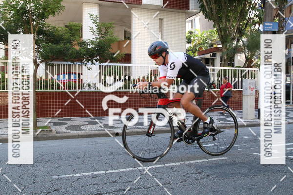 Buy your photos of the event27 Triathlon Internacional de Santos  on Fotop