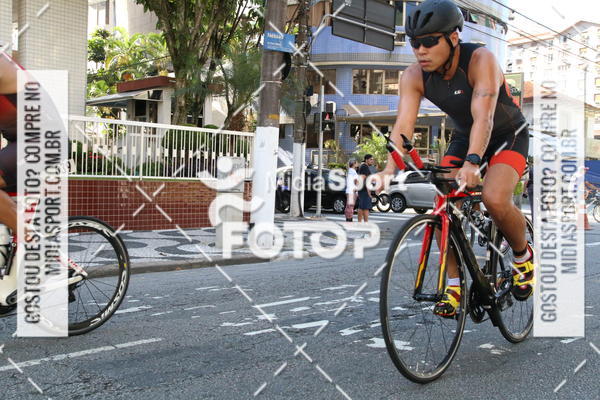 Buy your photos of the event27 Triathlon Internacional de Santos  on Fotop