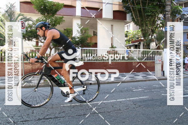Buy your photos of the event27 Triathlon Internacional de Santos  on Fotop