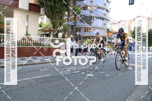 Buy your photos of the event27 Triathlon Internacional de Santos  on Fotop