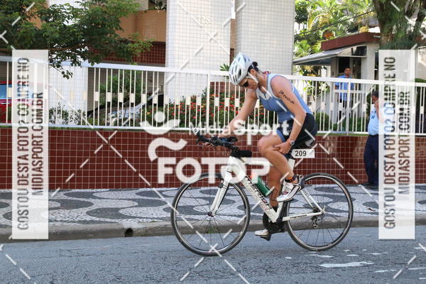 Buy your photos of the event27 Triathlon Internacional de Santos  on Fotop