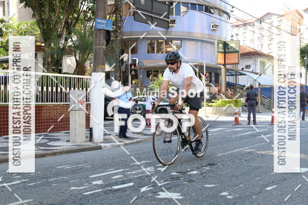 Buy your photos of the event27 Triathlon Internacional de Santos  on Fotop