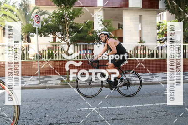 Buy your photos of the event27 Triathlon Internacional de Santos  on Fotop