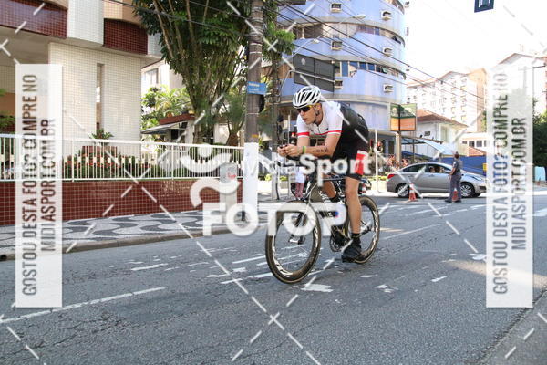 Buy your photos of the event27 Triathlon Internacional de Santos  on Fotop