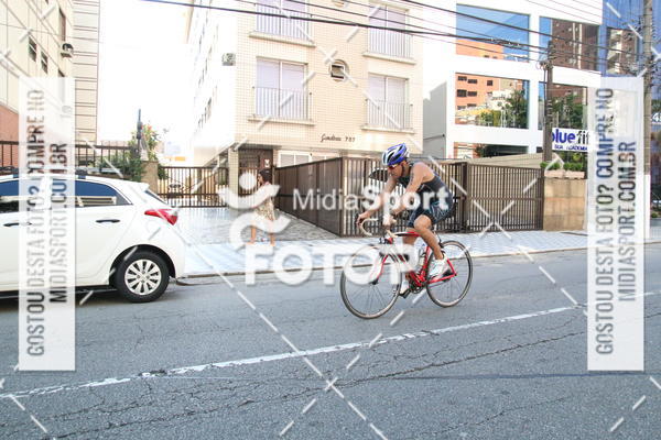 Buy your photos of the event27 Triathlon Internacional de Santos  on Fotop