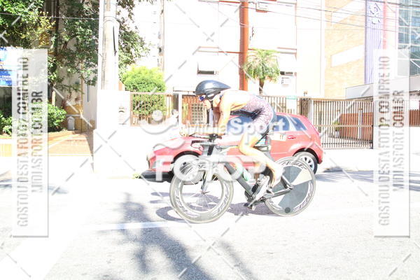 Buy your photos of the event27 Triathlon Internacional de Santos  on Fotop