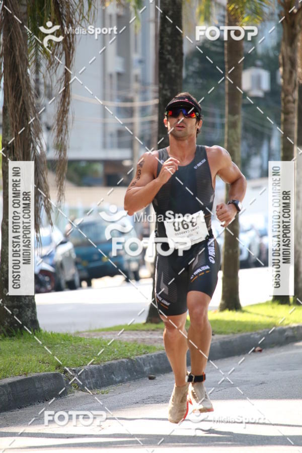 Buy your photos of the event27 Triathlon Internacional de Santos  on Fotop