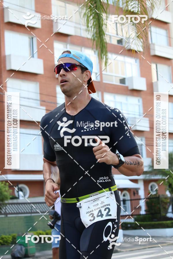 Buy your photos of the event27 Triathlon Internacional de Santos  on Fotop