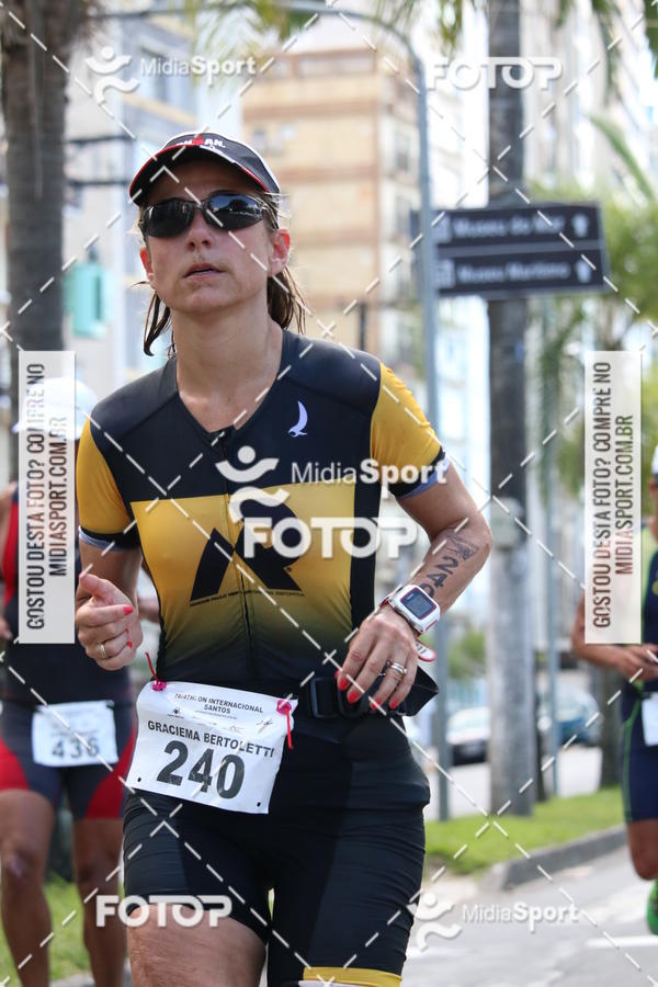 Buy your photos of the event27 Triathlon Internacional de Santos  on Fotop