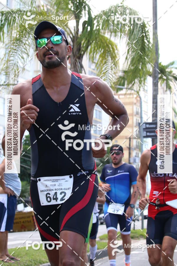 Buy your photos of the event27 Triathlon Internacional de Santos  on Fotop