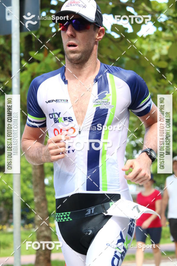 Buy your photos of the event27 Triathlon Internacional de Santos  on Fotop